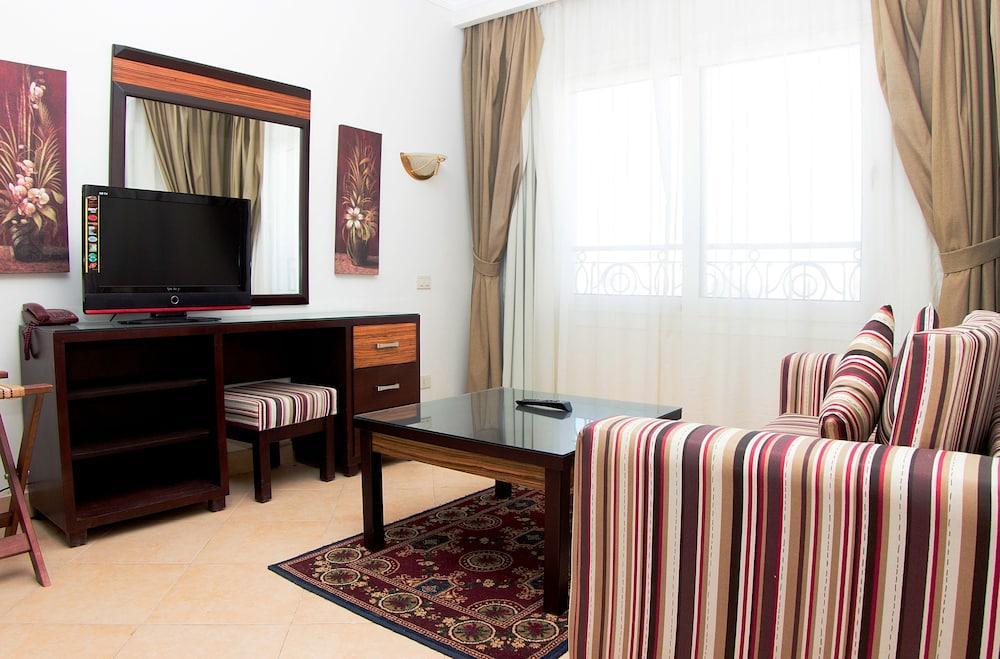 Pyramisa Sunset Pearl Apartments Хургада Экстерьер фото