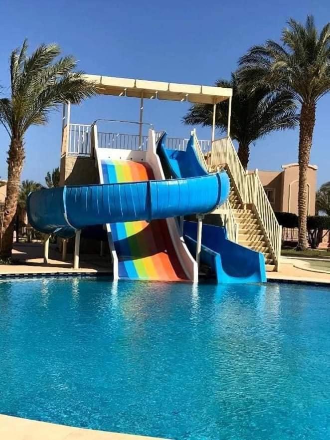 Pyramisa Sunset Pearl Apartments Хургада Экстерьер фото