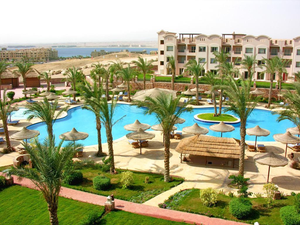 Pyramisa Sunset Pearl Apartments Хургада Экстерьер фото