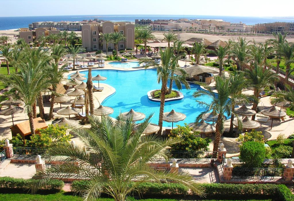 Pyramisa Sunset Pearl Apartments Хургада Экстерьер фото
