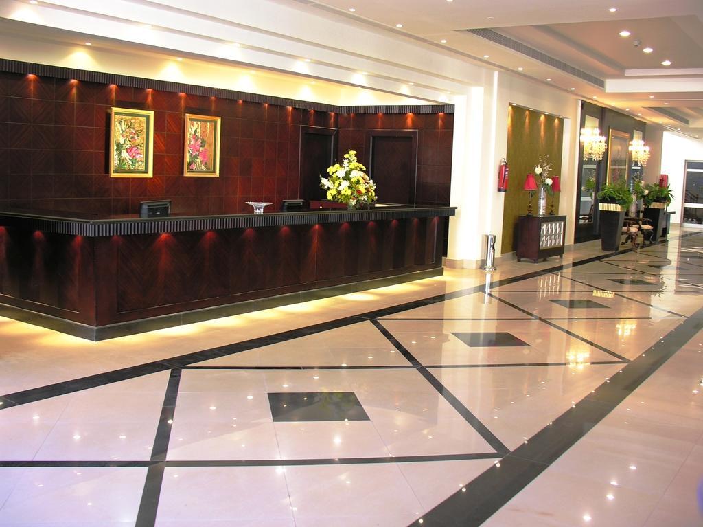 Pyramisa Sunset Pearl Apartments Хургада Экстерьер фото