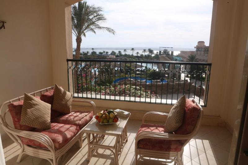 Pyramisa Sunset Pearl Apartments Хургада Экстерьер фото